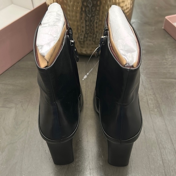 Franco Sarto Flexa Comfort Leather Bootie - Picture 8 of 13